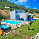 Ananda Villa *