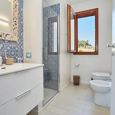 Ananda Villa *