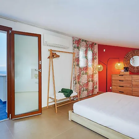 Ananda Villa *