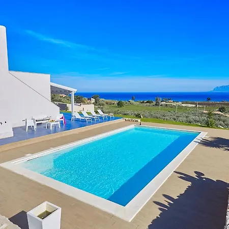 Villa Ananda