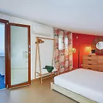 Ananda Villa *