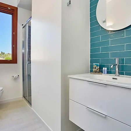 Ananda سكوبيلو