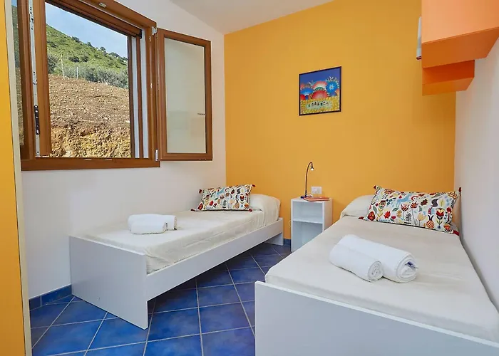 Ananda Scopello (Sicily)