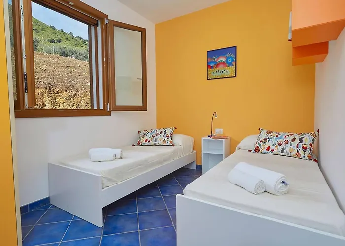 Ananda Scopello (Sicily)